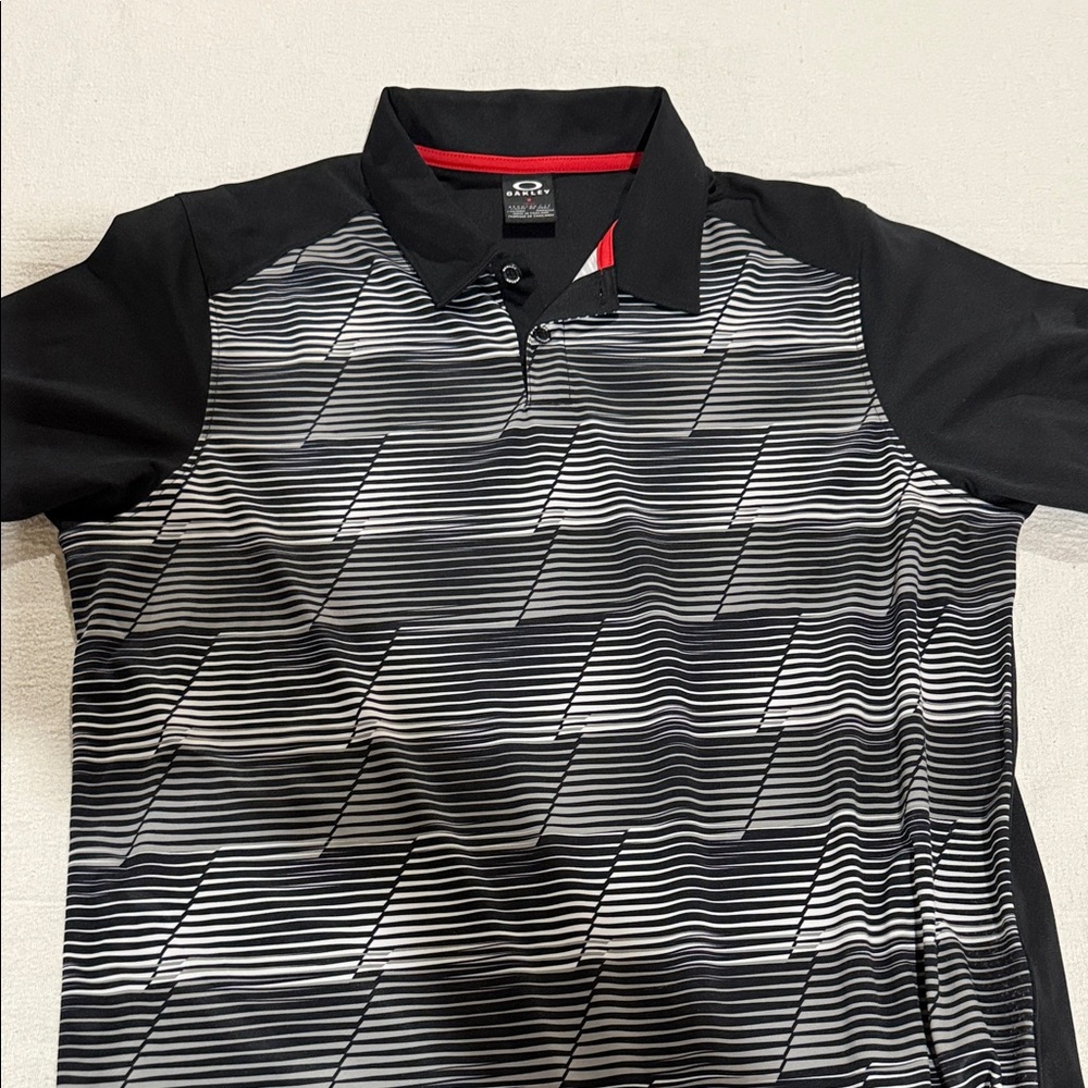 Oakley Black and Gray Patterned Polo Shirt